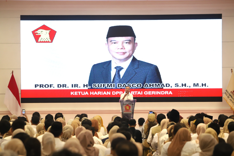 DPD Partai Gerindra DKI Jakarta gelar acara halal bihalal dam santunan anak yatim di Tavia Heritage Hotel (Ashar/SinPo.id)