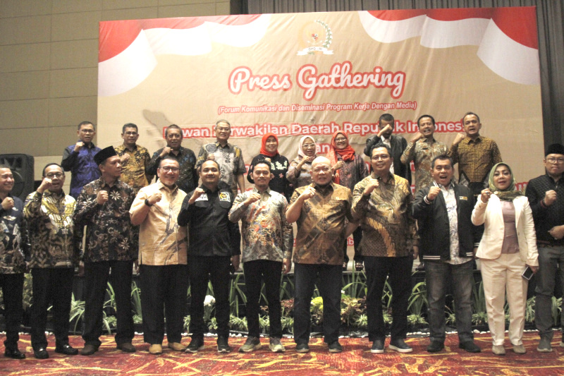 DPD RI gelar Press Gathering dengan tema Membedah 5 Proposal Kenegaraan DPD RI (Ashar/SinPo.id)