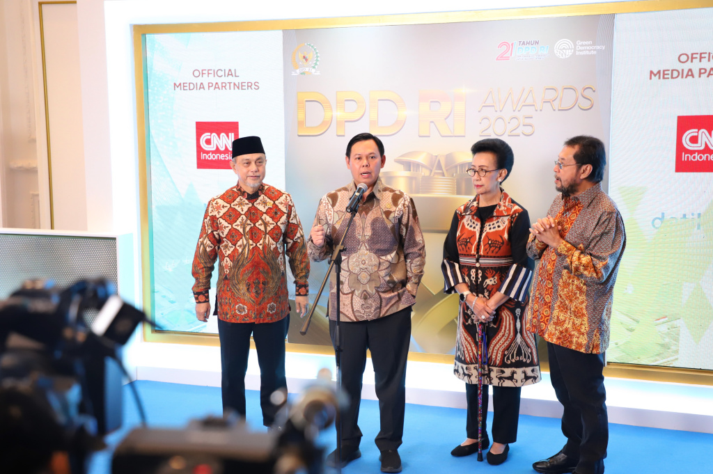 DPD RI rayakan HUT ke-21 menggelar DPD Awards di Gedung Tribrata (Ashar/SinPo.id)
