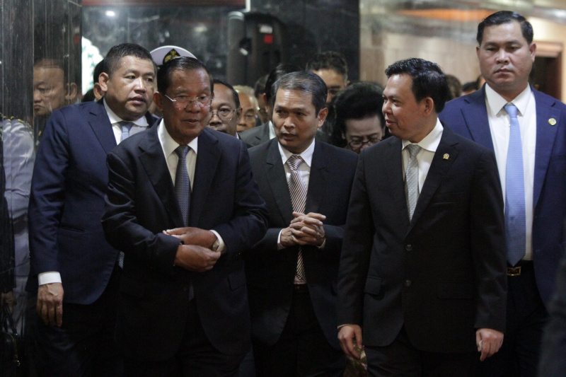 Ketua DPD RI Terima Kunjungan Presiden Senat KambojaSamdech Akka Moha Sena Padei Techo Hun Sen (Ashar/SinPo.id)