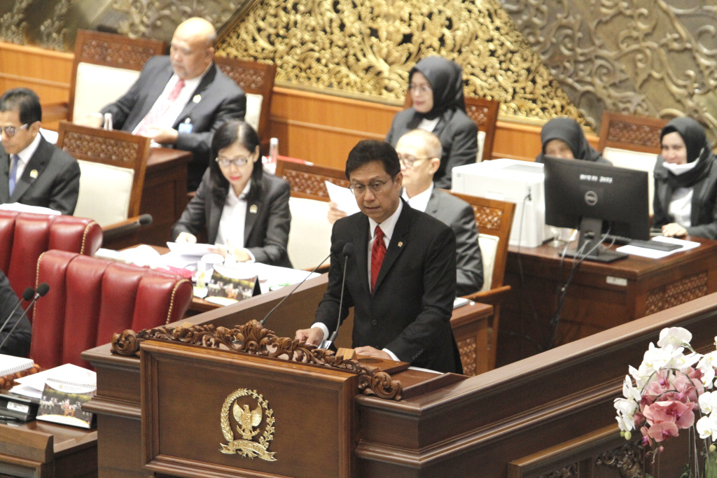 DPR gelar Paripurna Masa Persidangan V Resmi Sahkan RUU Kesehatan menjadi UU Kesehatan (Ashar/SinPo.id)