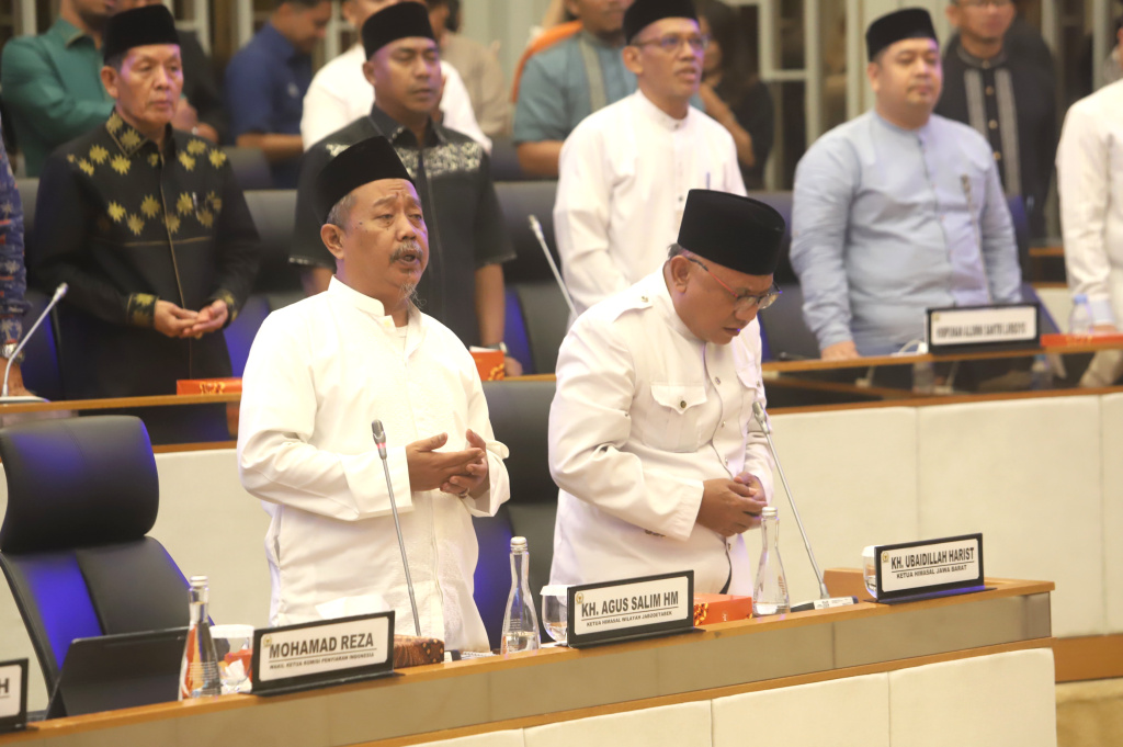 DPR menggelar pertemuan dengan Trans 7 terkait program Xpose Uncensored yang tidak sengaja menyinggung pondok pesantren Lirboyo (Ashar/SinPo.id)