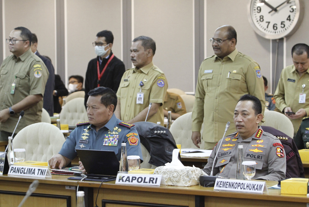 DPR gelar Rapat Gabungan dengan Pemerintah membahas Pengelolaan Batas Wilayah Negara (Ashar/SinPo.id)