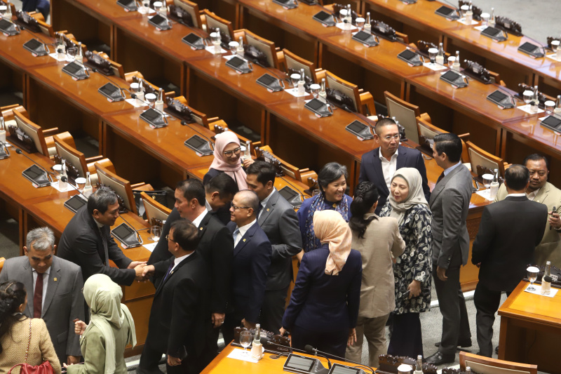 DPR RI gelar Rapat Paripurna ke-17 Pembukaan Masa Persidangan III Tahun Sidang 2024-2025 (Ashar/SinPo.id)