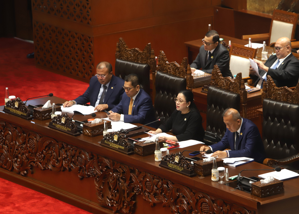 DPR RI gelar rapat paripurna bersama Menteri Keuangan Sri Mulyani membahas RAPBN Anggaran tahun 2026 (Ashar/SinPo.id)