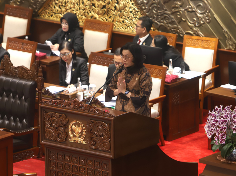 DPR RI gelar rapat paripurna bersama Menteri Keuangan Sri Mulyani membahas RAPBN Anggaran tahun 2026 (Ashar/SinPo.id)