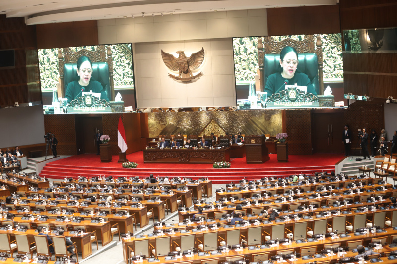 Ilustrasi Rapat Paripurna DPR RI. (Ashar/SinPo.id)