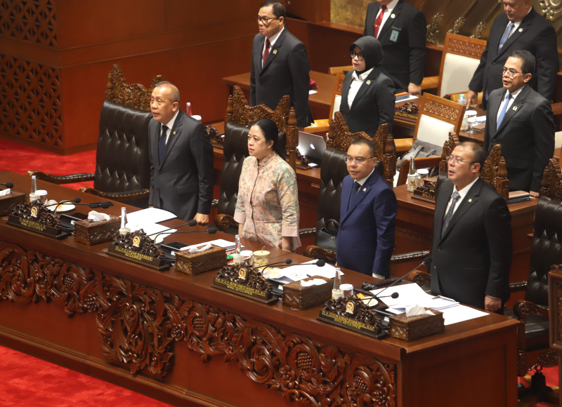 DPR gelar Rapat Paripurna ke-24 dengan Menteri Keuangan Sri Mulyani membacakan laporan keuangan APBN TA 2024 (Ashar/SinPo.id)