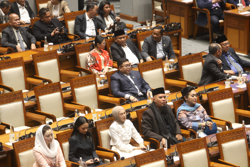 DPR gelar Rapat Paripurna ke-24 dengan Menteri Keuangan Sri Mulyani membacakan laporan keuangan APBN TA 2024 (Ashar/SinPo.id)