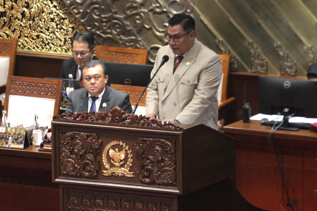 DPR gelar Rapat Paripurna ke-II membahas RUU APBN 2026 dan Nota Keuangan (Ashar/SinPo.id)