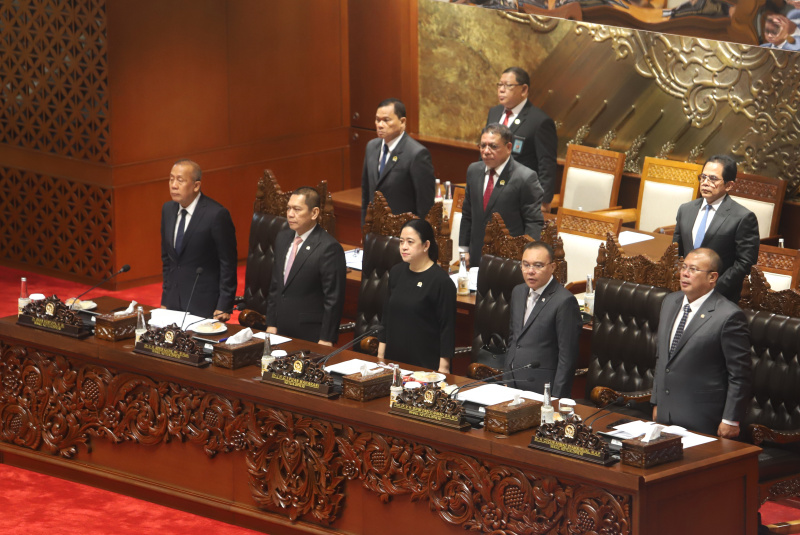 DPR menggelar Rapat Paripurna pembukaan persidangan IV tahun sidang 2024-2025 dan mengapresiasi pemerintahan Prabowo yang sangat responsif dalam mengambil kebijakan (Ashar/SinPo.id)
