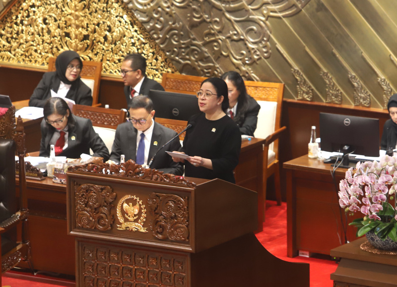 DPR menggelar Rapat Paripurna pembukaan persidangan IV tahun sidang 2024-2025 dan mengapresiasi pemerintahan Prabowo yang sangat responsif dalam mengambil kebijakan (Ashar/SinPo.id)