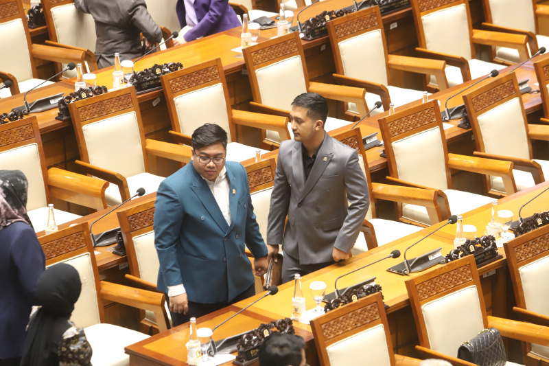 DPR menggelar Rapat Paripurna pembukaan persidangan IV tahun sidang 2024-2025 dan mengapresiasi pemerintahan Prabowo yang sangat responsif dalam mengambil kebijakan (Ashar/SinPo.id)