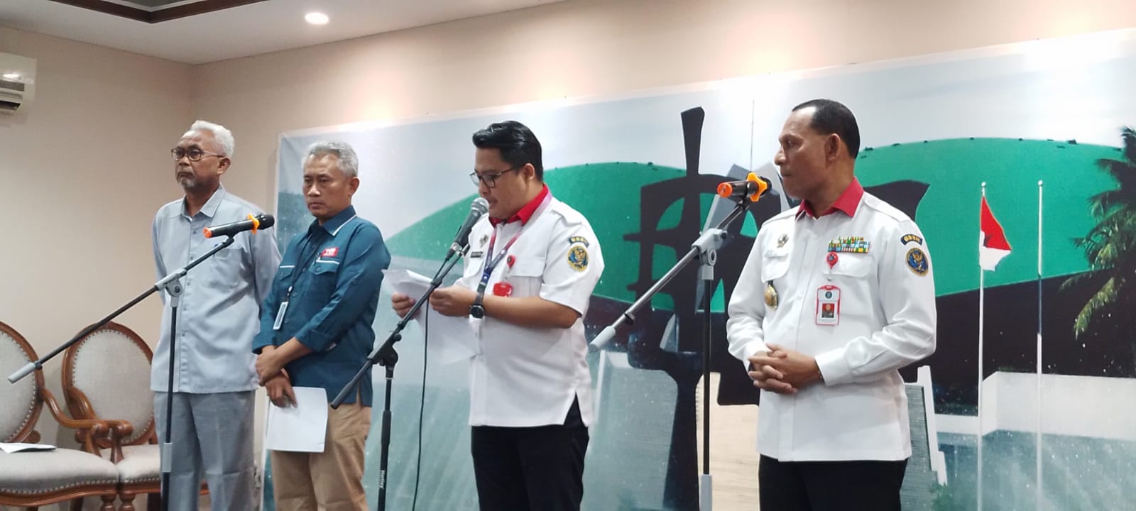 Setjen DPR RI kerja sama dengan BSSN untuk melawan akun para hacker (Ashar/SinPo.id)