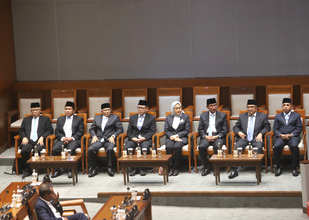 DPR menyetujui 8 Calon Anggota DEN periode 2026-2030 (Ashar/SinPo.id)