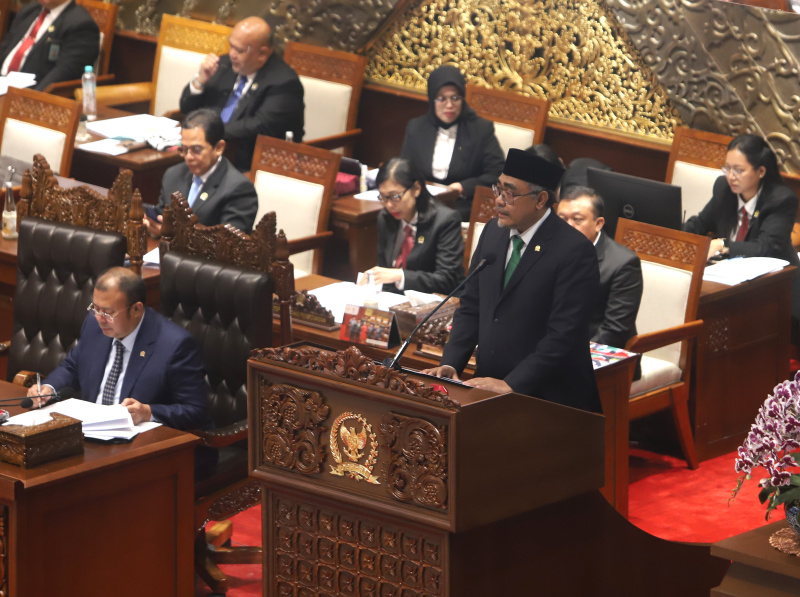 DPR rapat paripurna ke-25 menyetujui pembahasan RAPBN 2026 dan RKP TA 2026 (Ashar/SinPo.id)