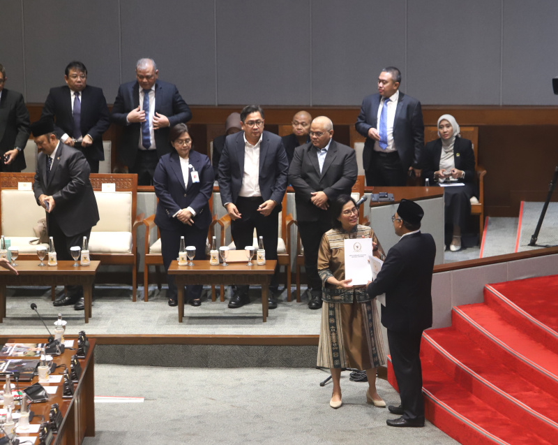 DPR rapat paripurna ke-25 menyetujui pembahasan RAPBN 2026 dan RKP TA 2026 (Ashar/SinPo.id)