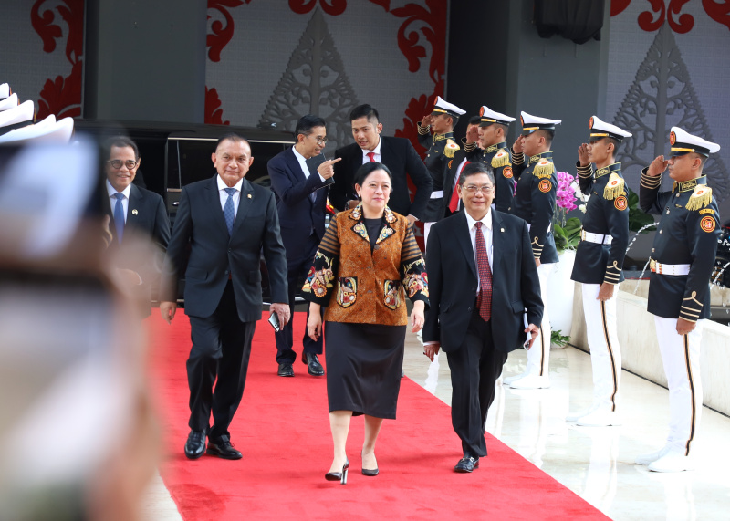 Ketua DPR RI melalukan MoU dengan Parlemen Papua Nugini kerja sama pendidikan hingga solidaritas Melanesia (Ashar/SinPo.id)