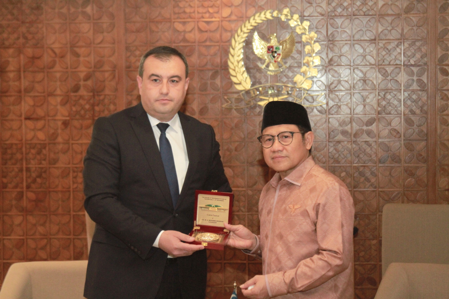 DPR RI menerima kunjungan Kedutaan Besar Uzbekistan (Ashar/SinPo.id)