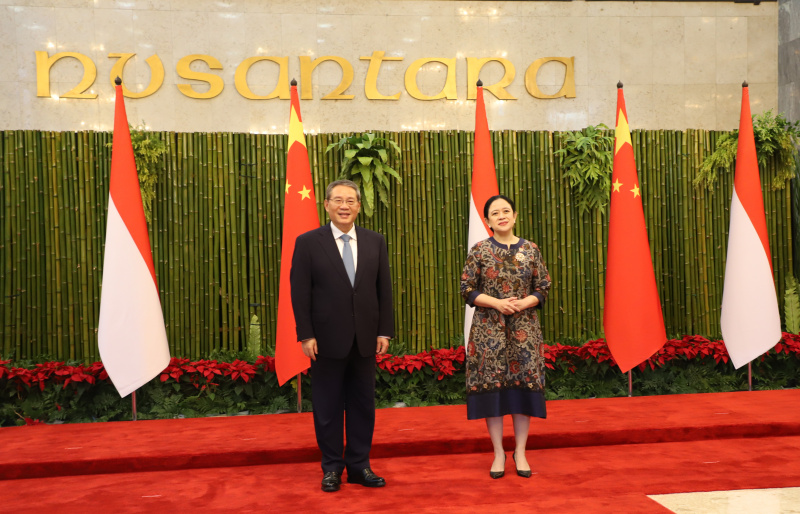 Ketua DPR RI Puan Maharani menerima kunjungan kenegaraan PM China Li Qiang di Gedung Nusantara (Ashar/SinPo.id)
