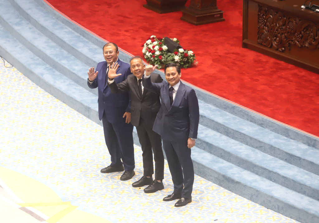 DPR sahkan Deputi Gubernur Bank Indonesia terpilih Thomas Djiwandono dalam Rapat Paripurna ke -12 (Ashar/Sinpo.id)