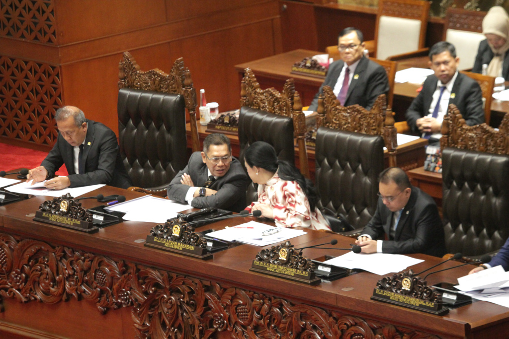 DPR menggelar Rapat Paripurna ke-8 mengesahkan RUU KUHAP menjadi UU (Ashar/SinPo.id)