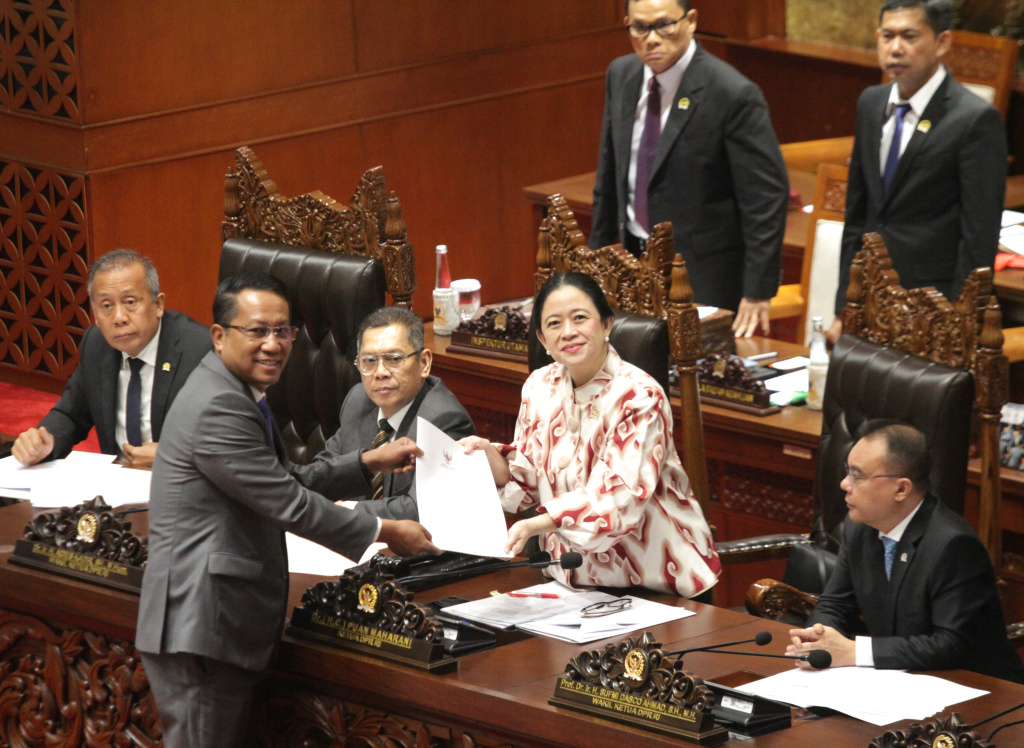 DPR menggelar Rapat Paripurna ke-8 mengesahkan RUU KUHAP menjadi UU (Ashar/SinPo.id)