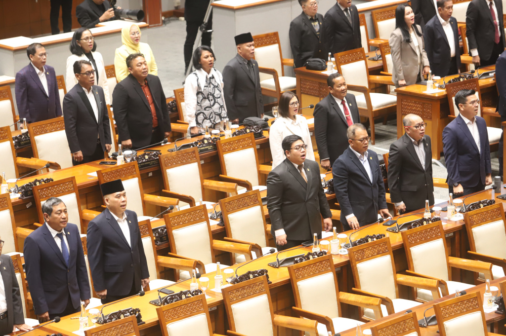 DPR sahkan RUU APBN 2026 menjadi UU APBN 2026 (Ashar/SinPo.id)