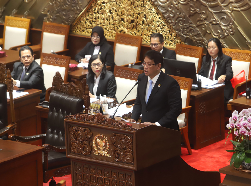 DPR sahkan RUU APBN 2026 menjadi UU APBN 2026 (Ashar/SinPo.id)
