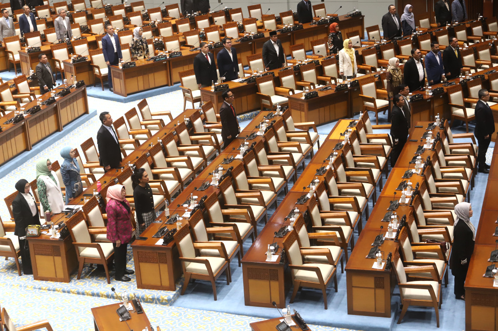 DPR gelar Rapat Paripurna ke-13 menyetujui 10 calon Dewan Pengawas BPJS Kesehatan Ketenagakerjaan periode 2026-2031