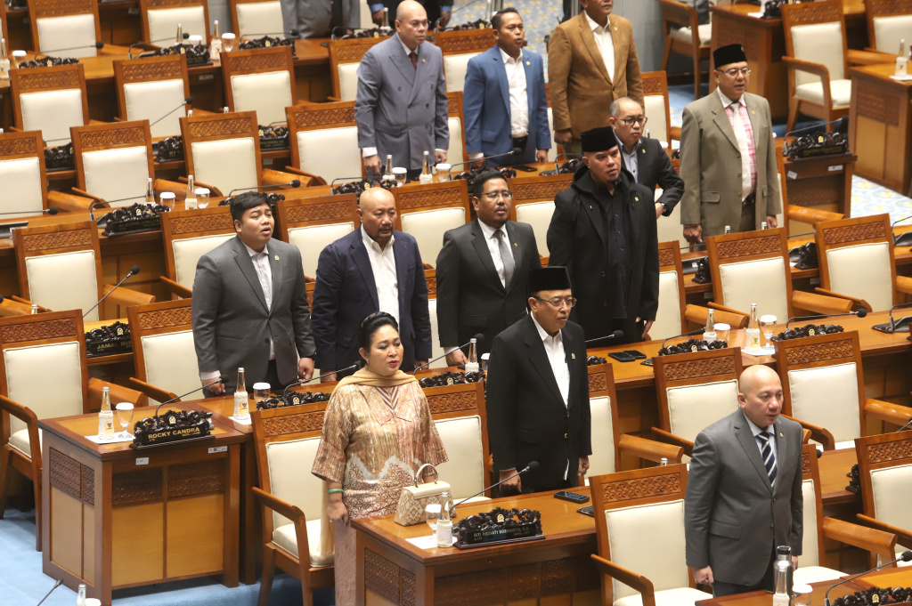 DPR gelar Rapat Paripurna ke-13 menyetujui 10 calon Dewan Pengawas BPJS Kesehatan Ketenagakerjaan periode 2026-2031