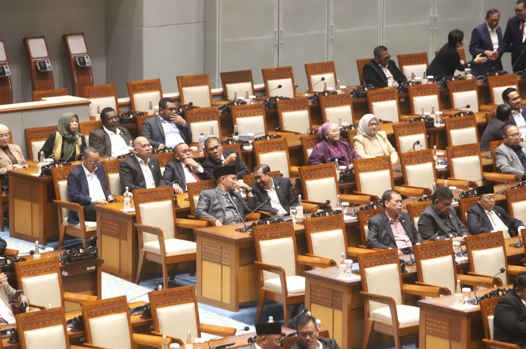 DPR gelar Rapat Paripurna ke-13 menyetujui 10 calon Dewan Pengawas BPJS Kesehatan Ketenagakerjaan periode 2026-2031