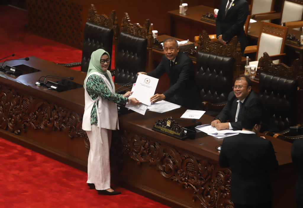 DPR gelar Rapat Paripurna ke-13 menyetujui 10 calon Dewan Pengawas BPJS Kesehatan Ketenagakerjaan periode 2026-2031