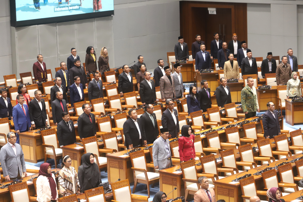 DPR Setujui Hibah Alpalhankam Kapal Patroli dari Jepang senilai 1,9 Miliar Yen (Ashar/SinPo.id)