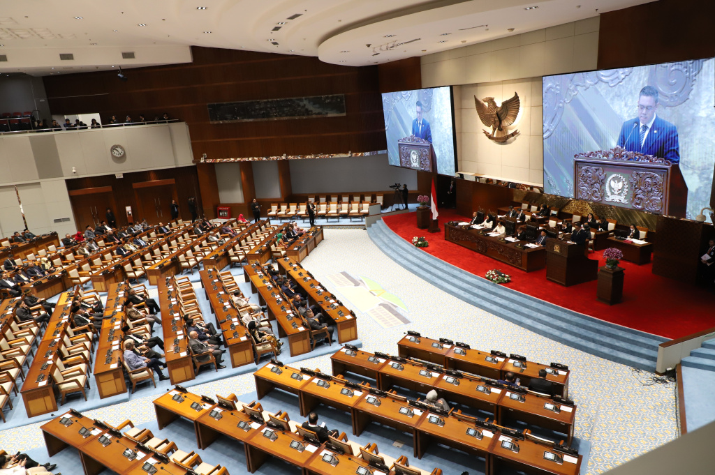 DPR Setujui Hibah Alpalhankam Kapal Patroli dari Jepang senilai 1,9 Miliar Yen (Ashar/SinPo.id)