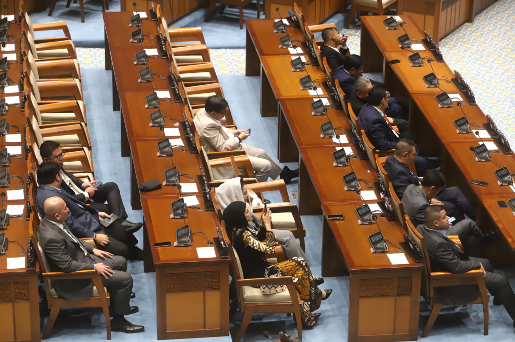 DPR Setujui Hibah Alpalhankam Kapal Patroli dari Jepang senilai 1,9 Miliar Yen (Ashar/SinPo.id)