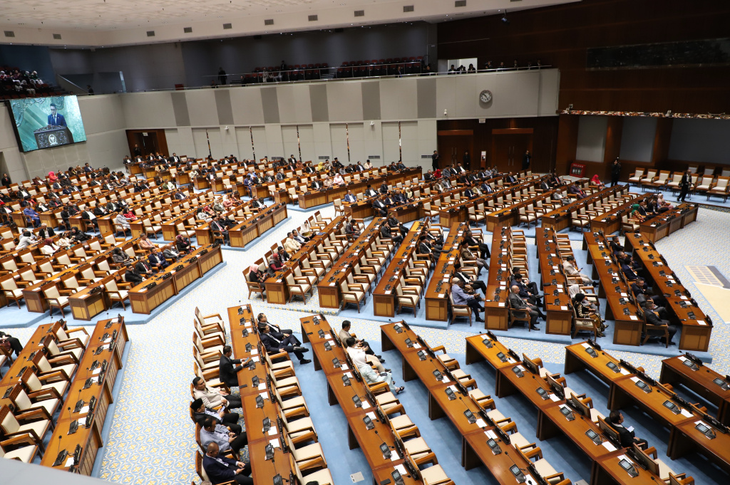 DPR Setujui Hibah Alpalhankam Kapal Patroli dari Jepang senilai 1,9 Miliar Yen (Ashar/SinPo.id)