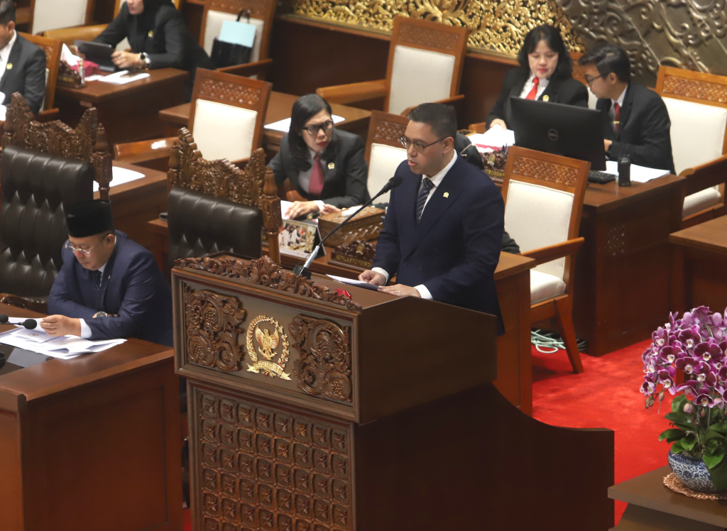 DPR Setujui Hibah Alpalhankam Kapal Patroli dari Jepang senilai 1,9 Miliar Yen (Ashar/SinPo.id)