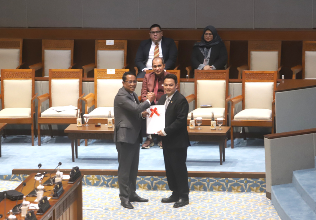 DPR setujui RUU Penyesuaian Pidana menjadi UU (Ashar/SinPo.id)