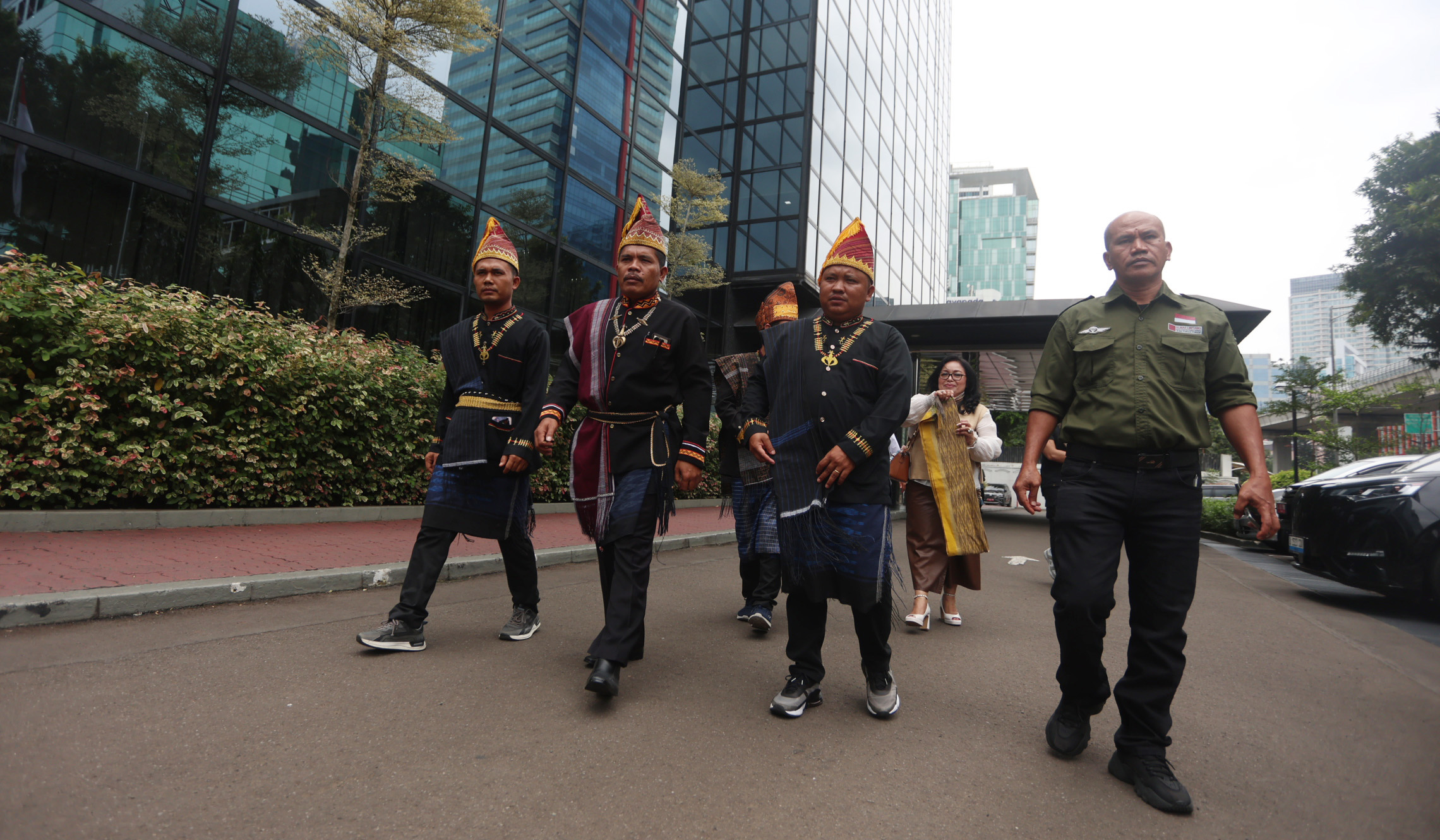 Pemangku hak ulayat Pakpak Dairi sambangi KLH. (Agus Priatna/SinPo.id)