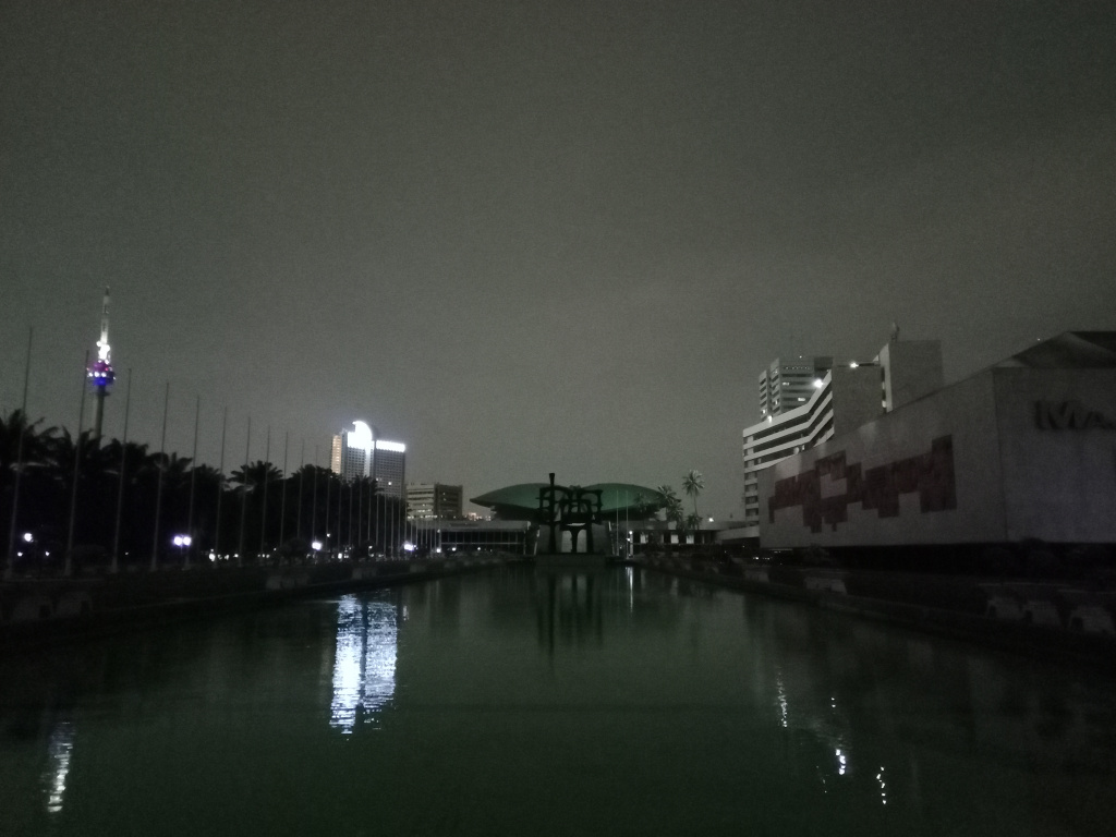 DPR mendukung pemerintah dalam kegiatan efisiensi energi dengan membatasi penggunaan listrik (Ashar/SinPo.id)