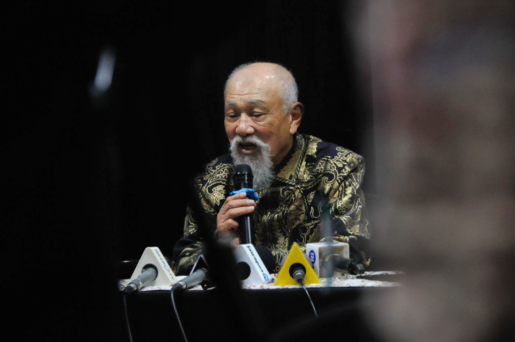 Duta Besar Kehormatan WHO untuk Pemberantasan Kusta & Ketua Nippon Foundation; Yohei Sasakawa saat jumpa pers usai bertemu dengan Presiden Prabowo terkait zero kusta (Ashar/SinPo.id)