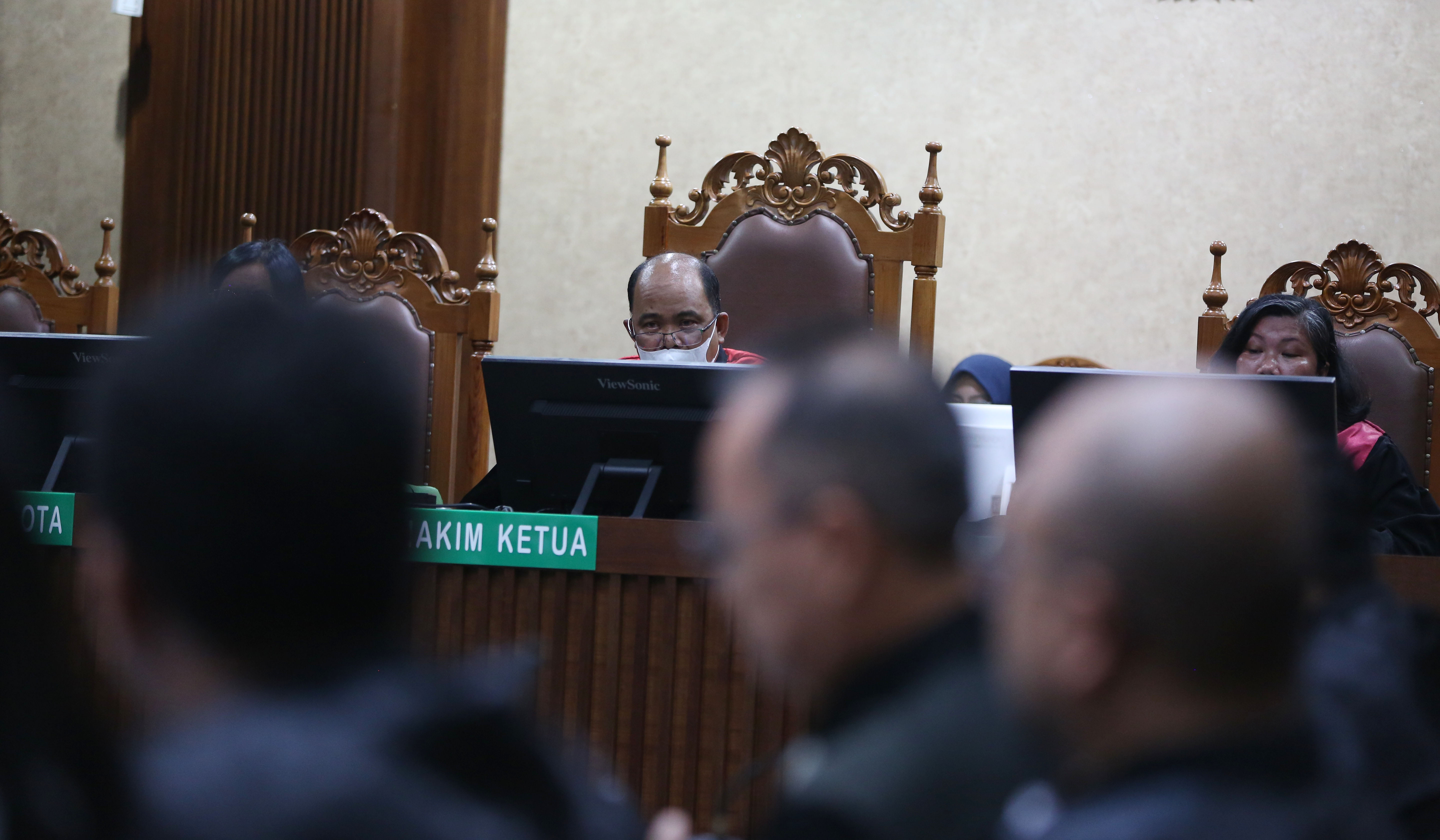 Sidang vonis korupsi LNG. (Agus Priatna/SinPo.id)