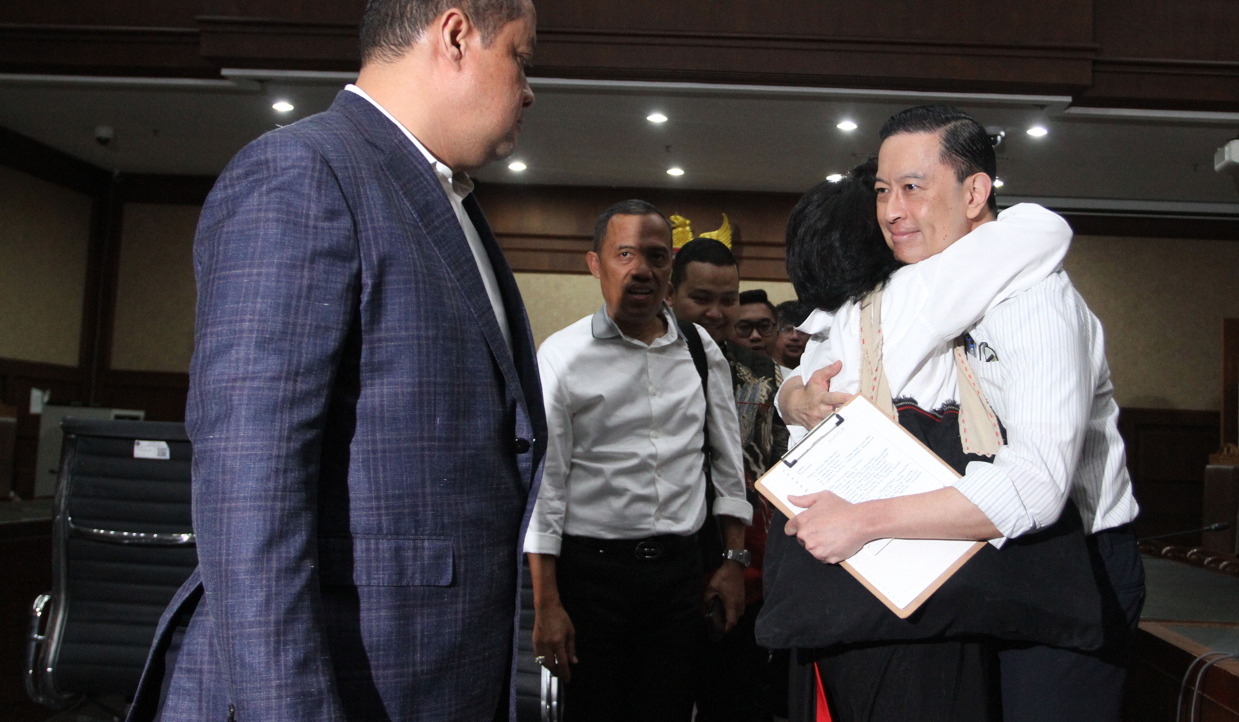 Tom Lembong saat menjalani sidang vonis di Pengadilan Tipikor. (Agus Priatna/SinPo.id)