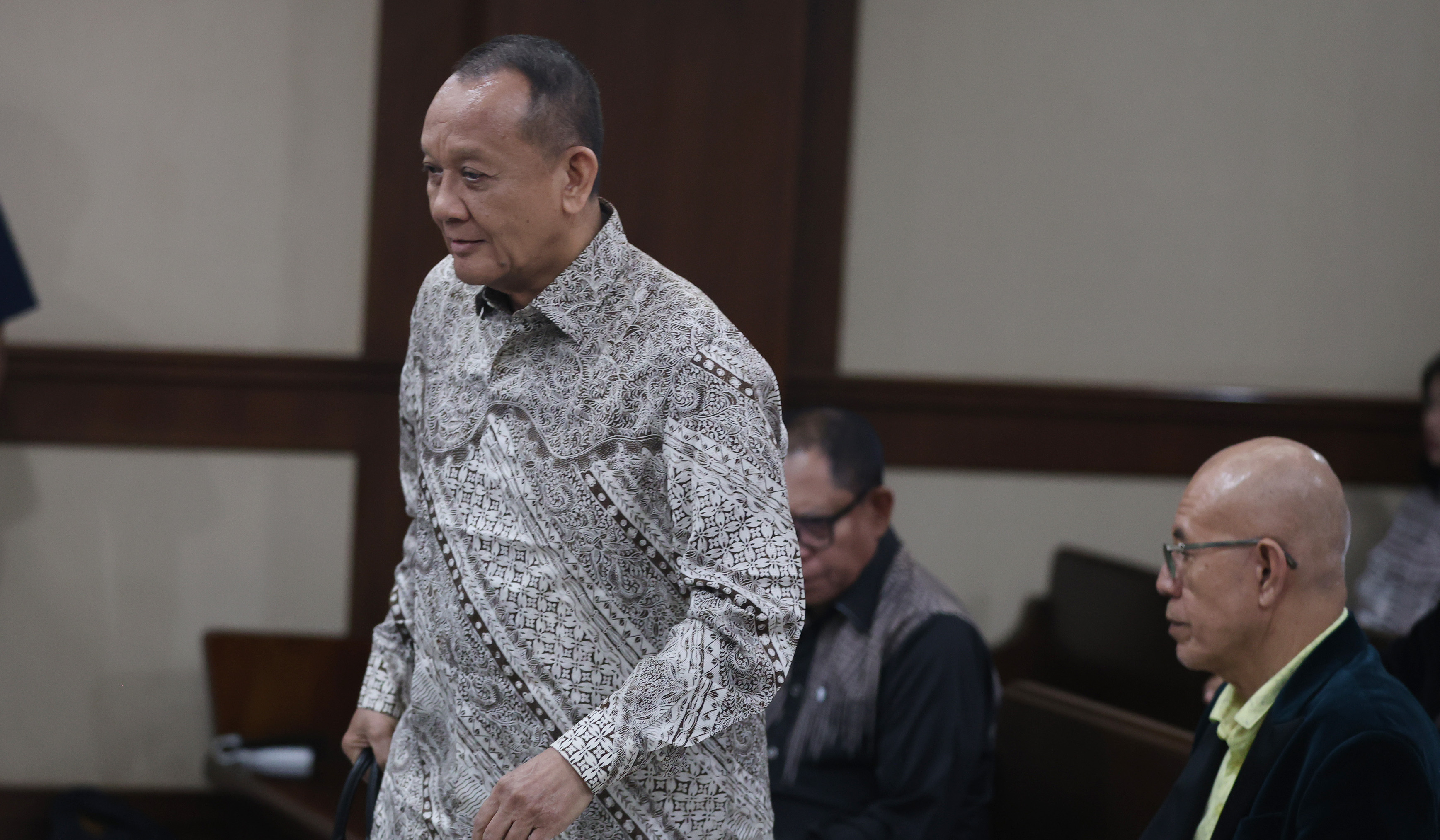Nurhadi saat menjalani sidang vonis di PN Tipikor. (Agus Priatna/SinPo.id)