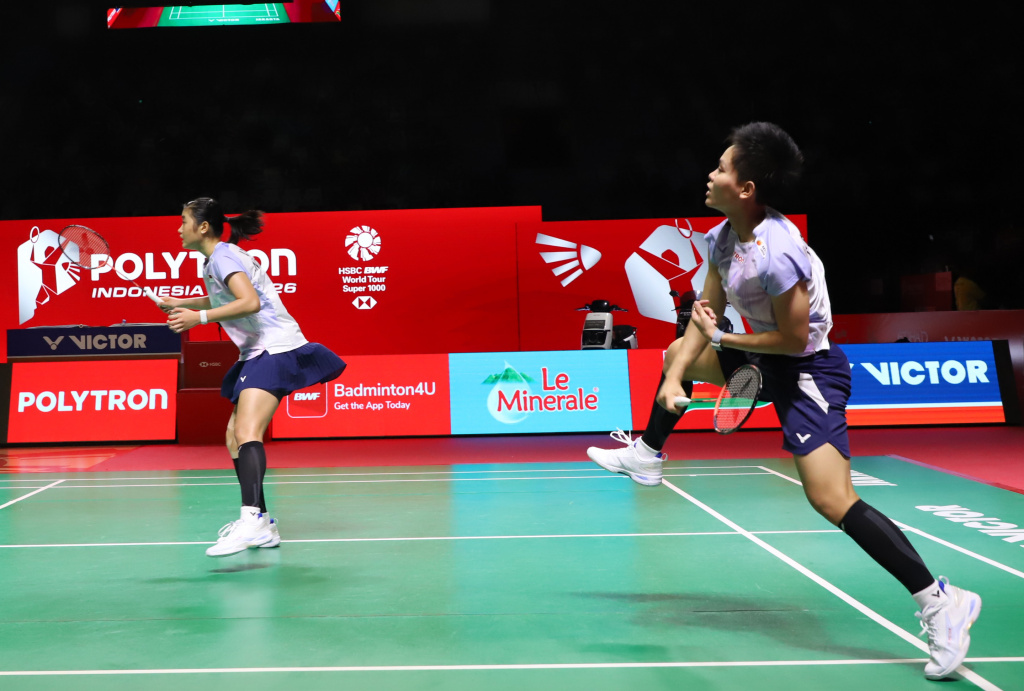 Pebulutangkis ganda putri Fadia dan Pratiwi gagal lolos ke babak semifinal di Indonesia Open (Ashar/SinPo.id)