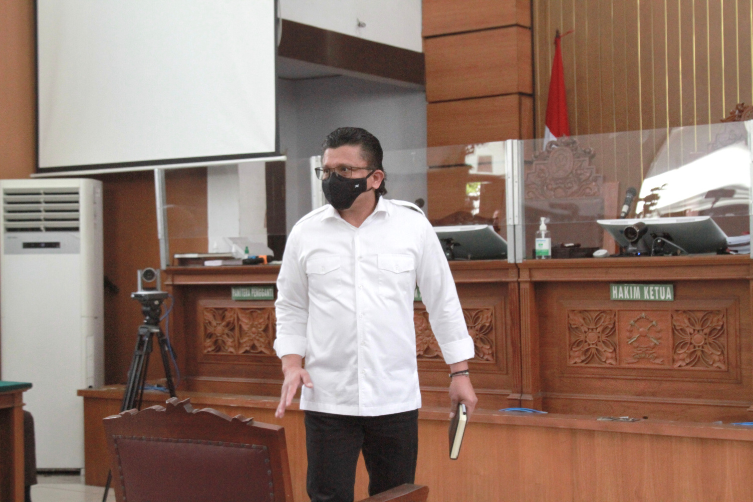 Sidang vonis Ferdy Sambo dengan hukuman mati di Pengadilan Negeri Jakarta Selatan (Ashar/SinPo.id)
