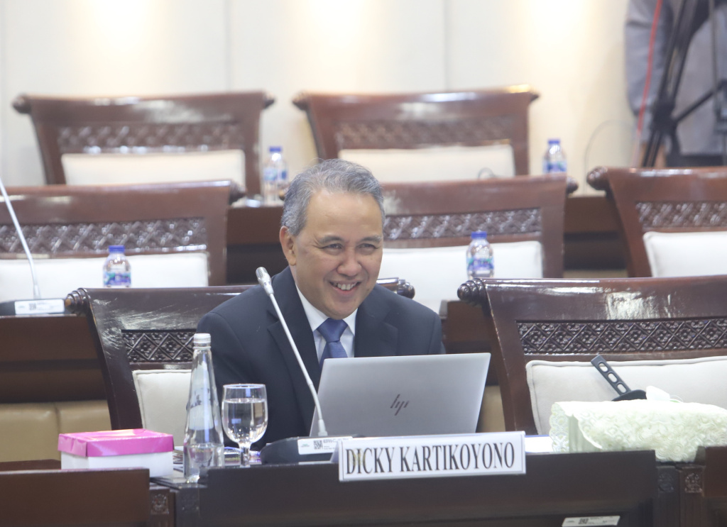 Dicky Kartikoyono mengikuti fit and proper test Calon Deputi Gubernur BI (Ashar/SinPo.id)