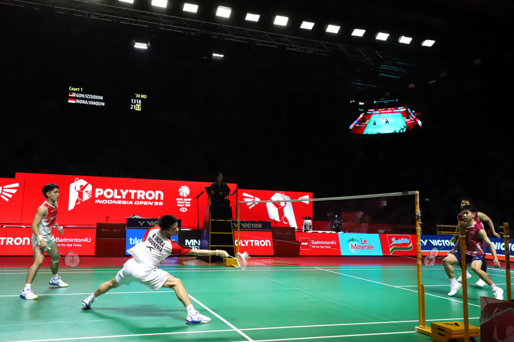 Ganda putra Malaysia Goh Szeh Fei dan Nur Izzuddin berhasil meraih juara Polytron Indonesia Open 2026 (Ashar/SinPo.id)