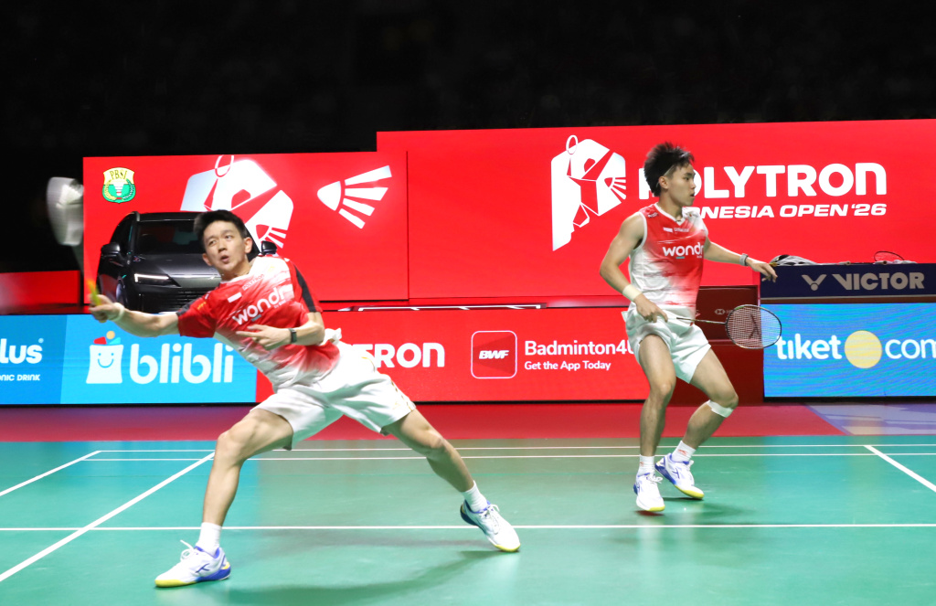 Ganda putra Malaysia Goh Szeh Fei dan Nur Izzuddin berhasil meraih juara Polytron Indonesia Open 2026 (Ashar/SinPo.id)